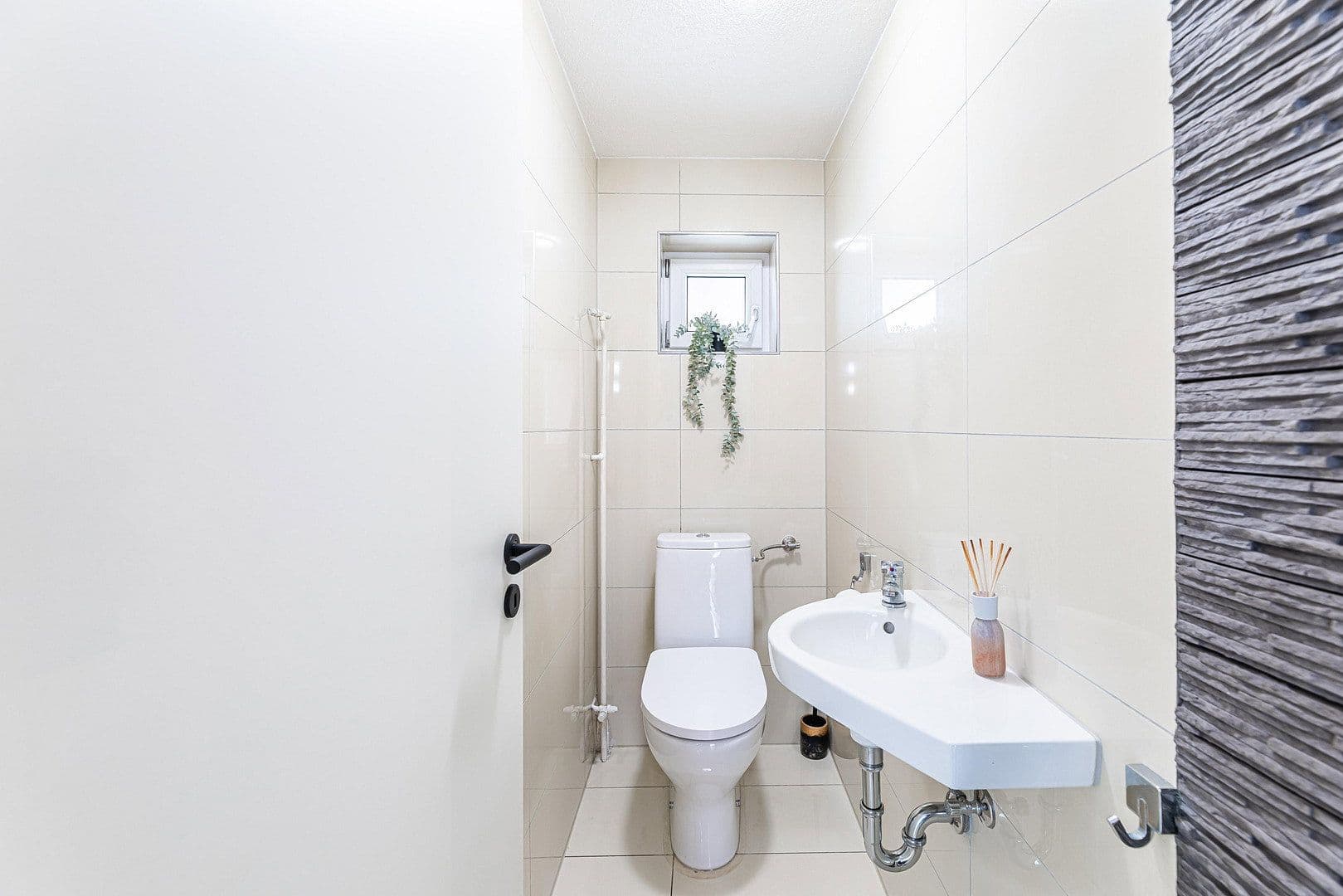 Prodej bytu 4+1 97 m², Allerseeweg 14, Höchberg, Bavorsko Prodej bytu 4+1 97 m², Allerseeweg 14, Höchberg, Bavorsko