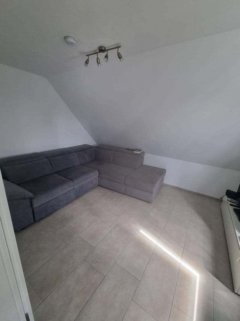 Pronájem bytu 3+1 70 m², Neuwied, Porýní-Falc Pronájem bytu 3+1 70 m², Neuwied, Porýní-Falc