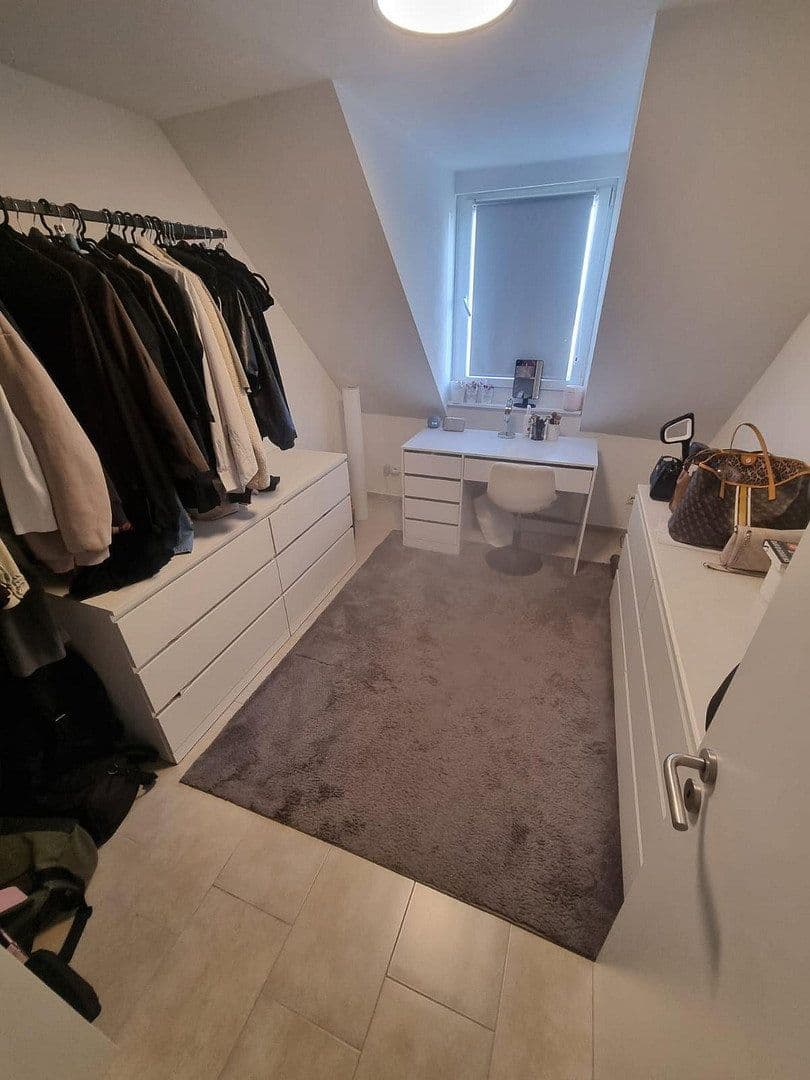 Pronájem bytu 3+1 70 m², Neuwied, Porýní-Falc Pronájem bytu 3+1 70 m², Neuwied, Porýní-Falc