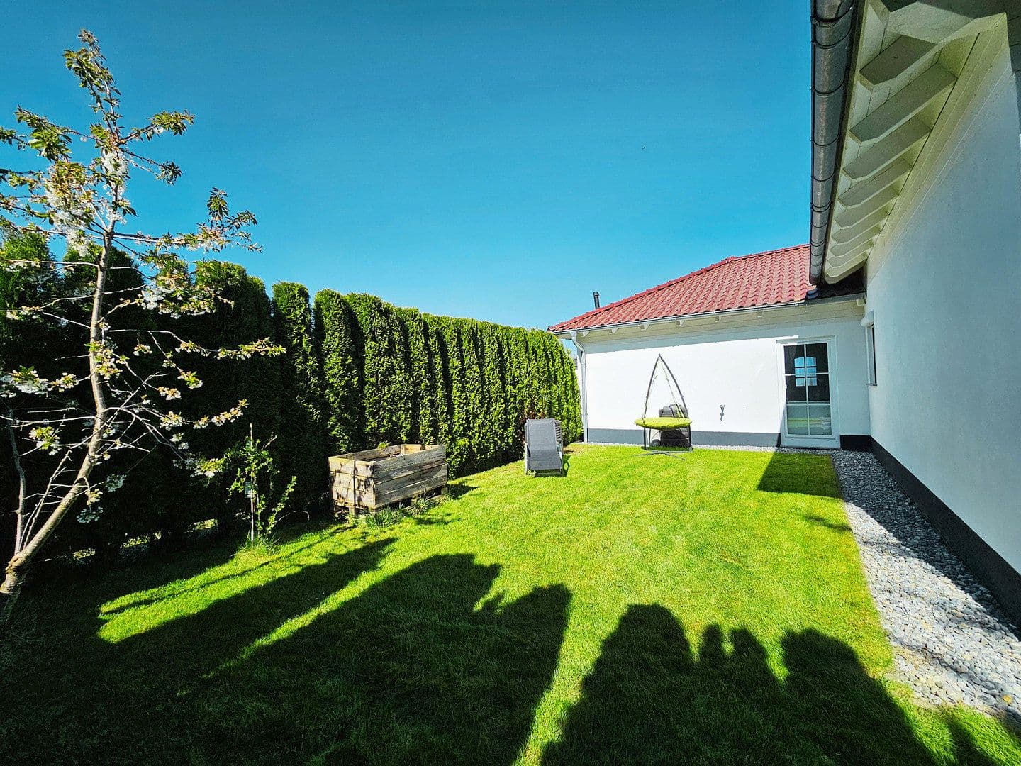 Prodej domu 180 m², pozemek 620 m², Bad Buchau, Bádensko-Württembersko Prodej domu 180 m², pozemek 620 m², Bad Buchau, Bádensko-Württembersko