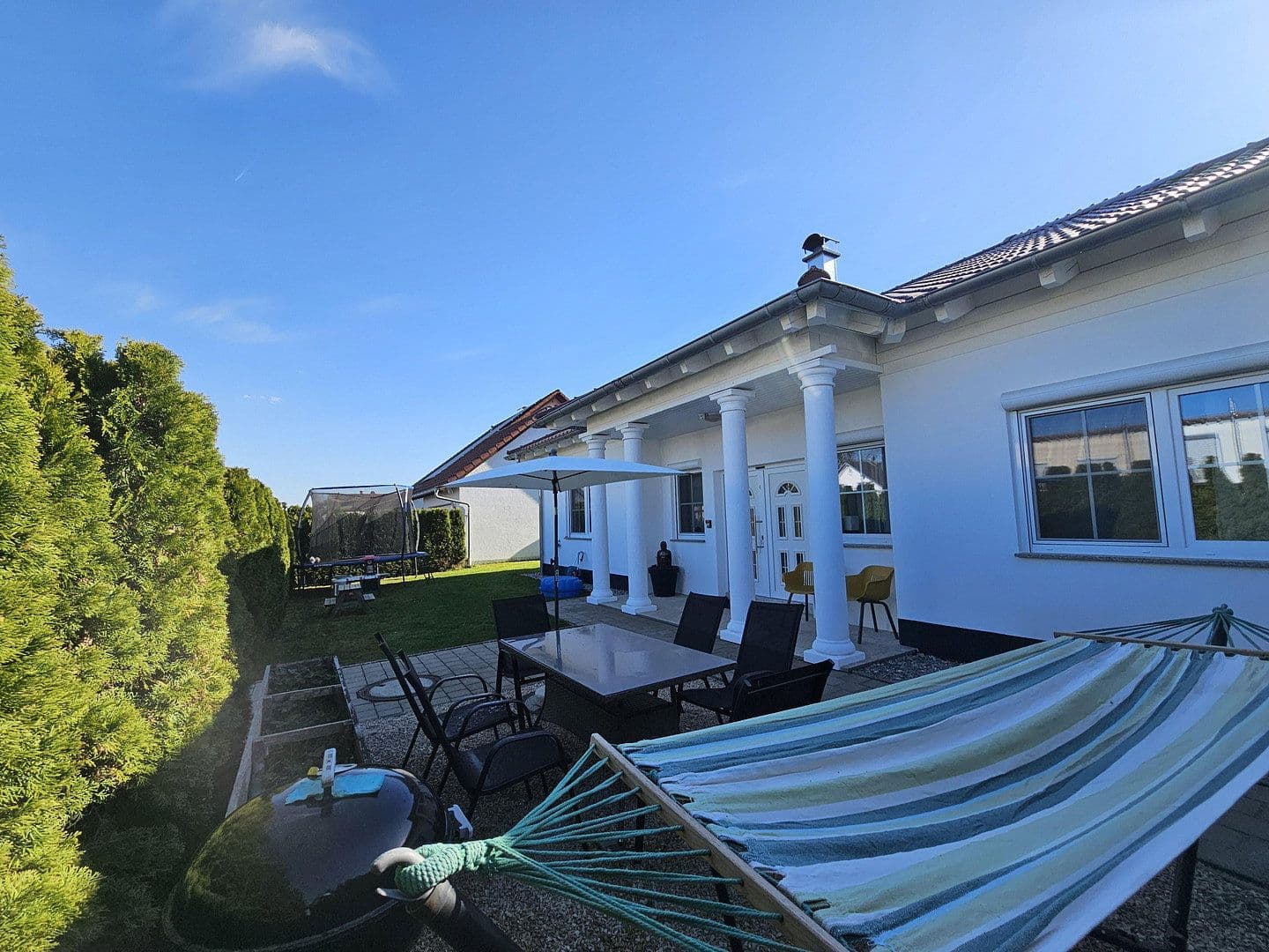 Prodej domu 180 m², pozemek 620 m², Bad Buchau, Bádensko-Württembersko Prodej domu 180 m², pozemek 620 m², Bad Buchau, Bádensko-Württembersko