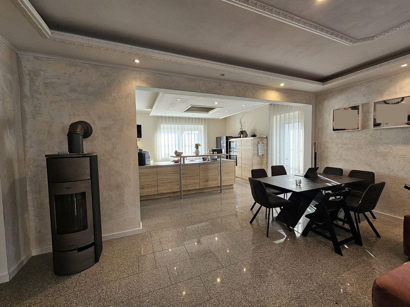 Prodej domu 180 m², pozemek 620 m², Bad Buchau, Bádensko-Württembersko Prodej domu 180 m², pozemek 620 m², Bad Buchau, Bádensko-Württembersko