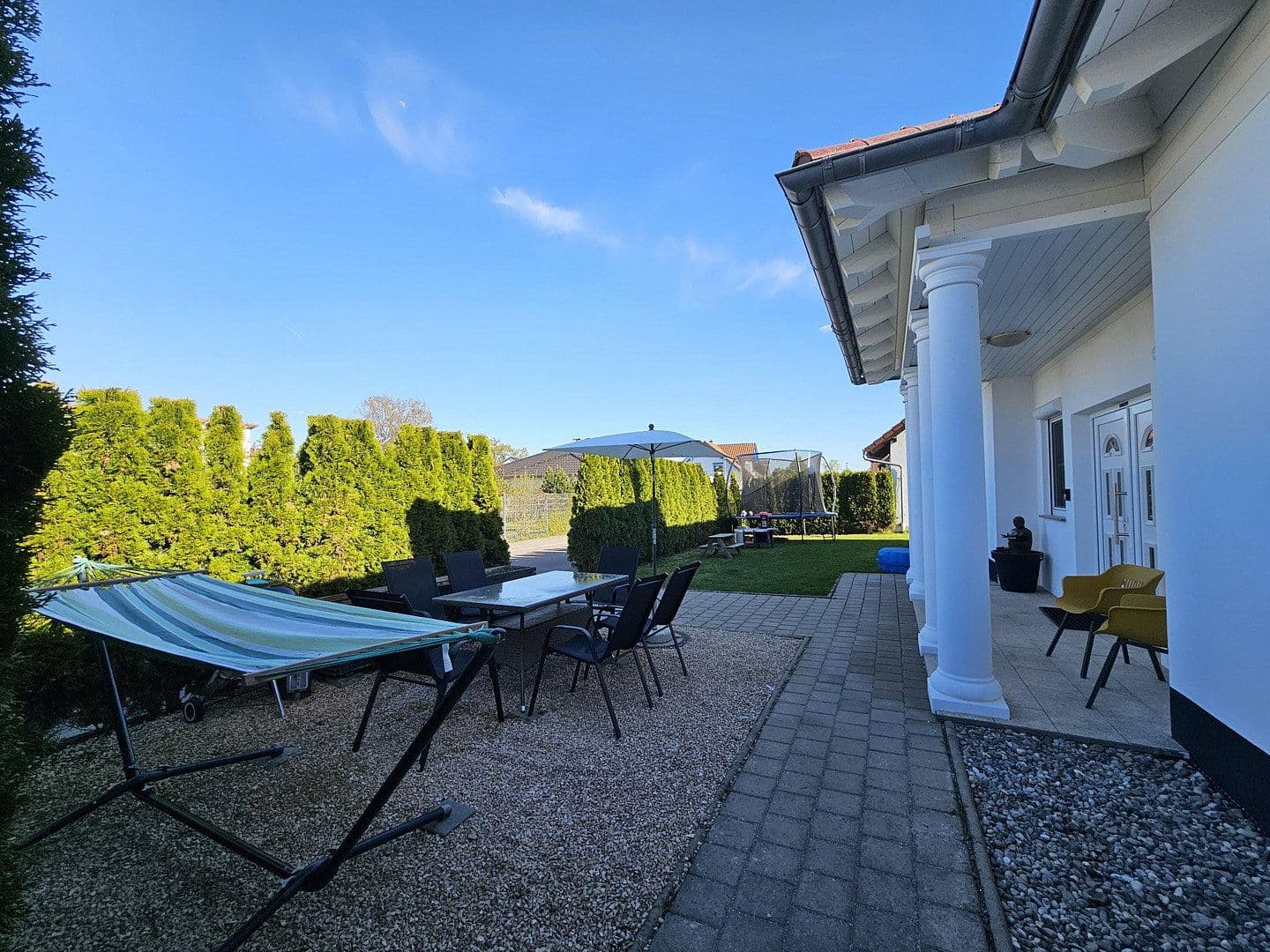 Prodej domu 180 m², pozemek 620 m², Bad Buchau, Bádensko-Württembersko Prodej domu 180 m², pozemek 620 m², Bad Buchau, Bádensko-Württembersko