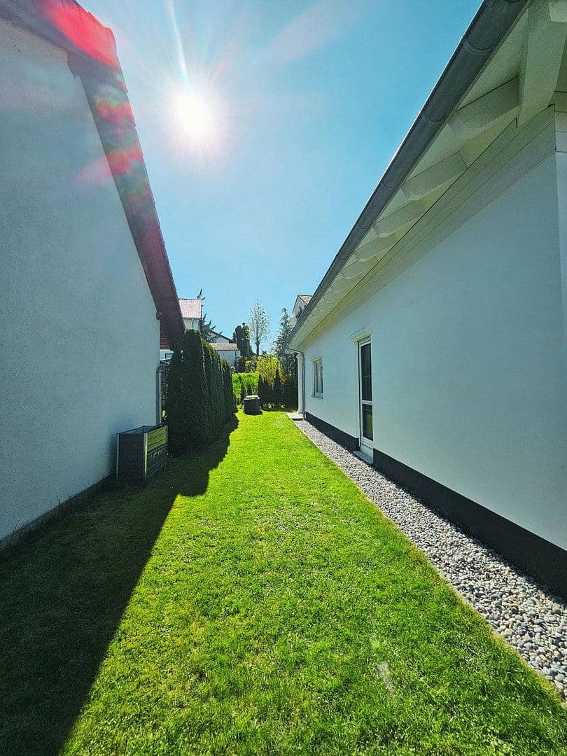 Prodej domu 180 m², pozemek 620 m², Bad Buchau, Bádensko-Württembersko Prodej domu 180 m², pozemek 620 m², Bad Buchau, Bádensko-Württembersko