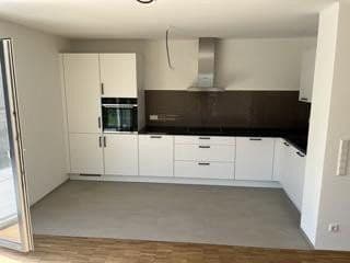Pronájem bytu 2+1 77 m², Wilhelmstraße 10/1, Wolfschlugen, Bádensko-Württembersko Pronájem bytu 2+1 77 m², Wilhelmstraße 10/1, Wolfschlugen, Bádensko-Württembersko