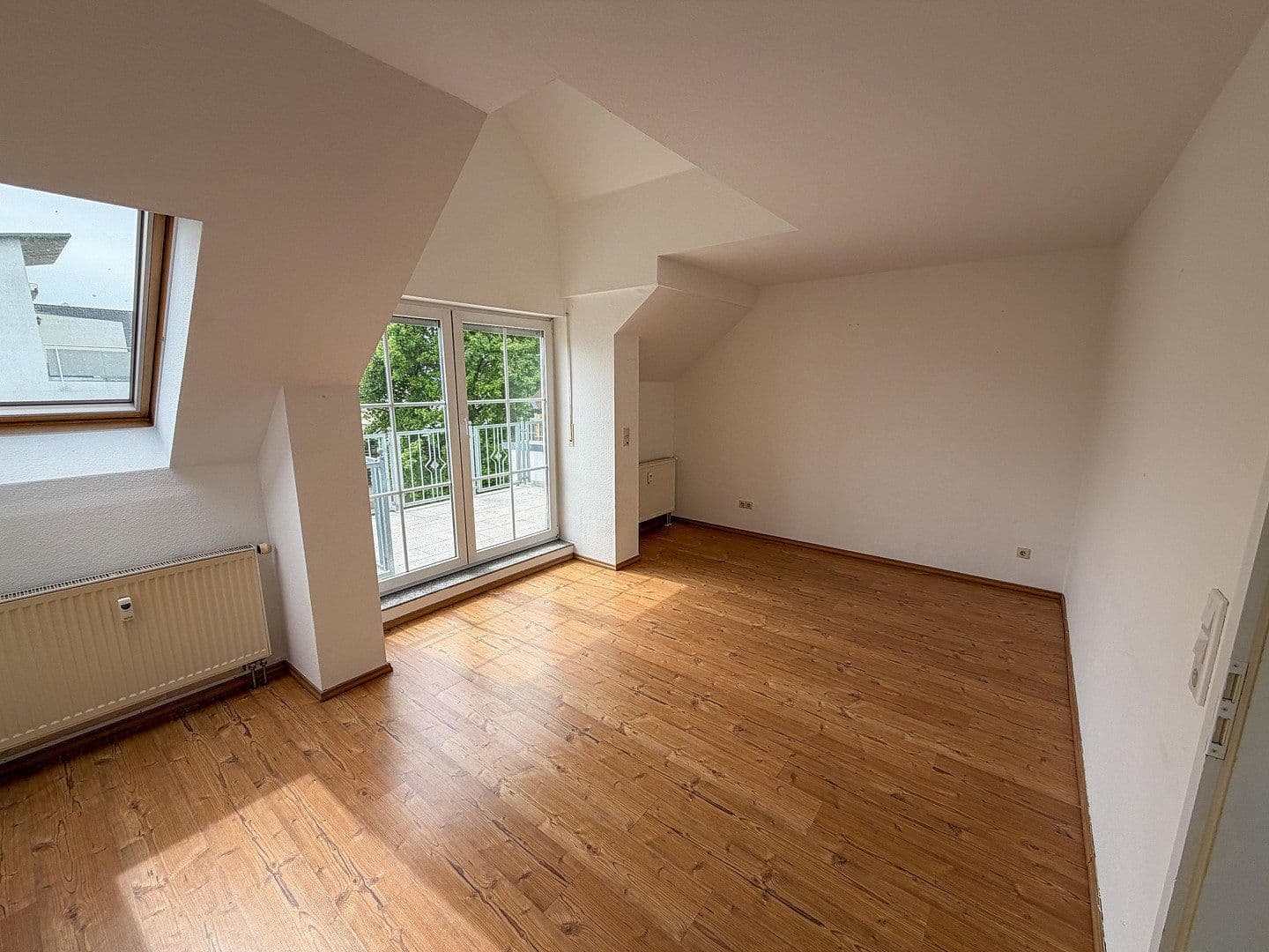 Prodej bytu 2+1 55 m², Bad Vilbel, Hessen Prodej bytu 2+1 55 m², Bad Vilbel, Hessen