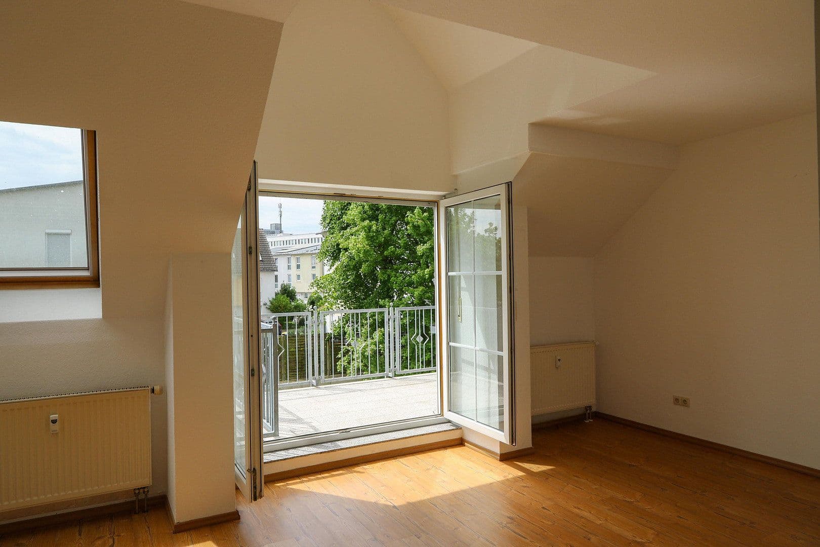 Prodej bytu 2+1 55 m², Bad Vilbel, Hessen Prodej bytu 2+1 55 m², Bad Vilbel, Hessen