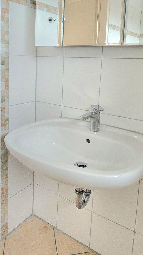 Prodej bytu 3+1 71 m², Schloßstraße 15, Langenselbold, Hessen Prodej bytu 3+1 71 m², Schloßstraße 15, Langenselbold, Hessen