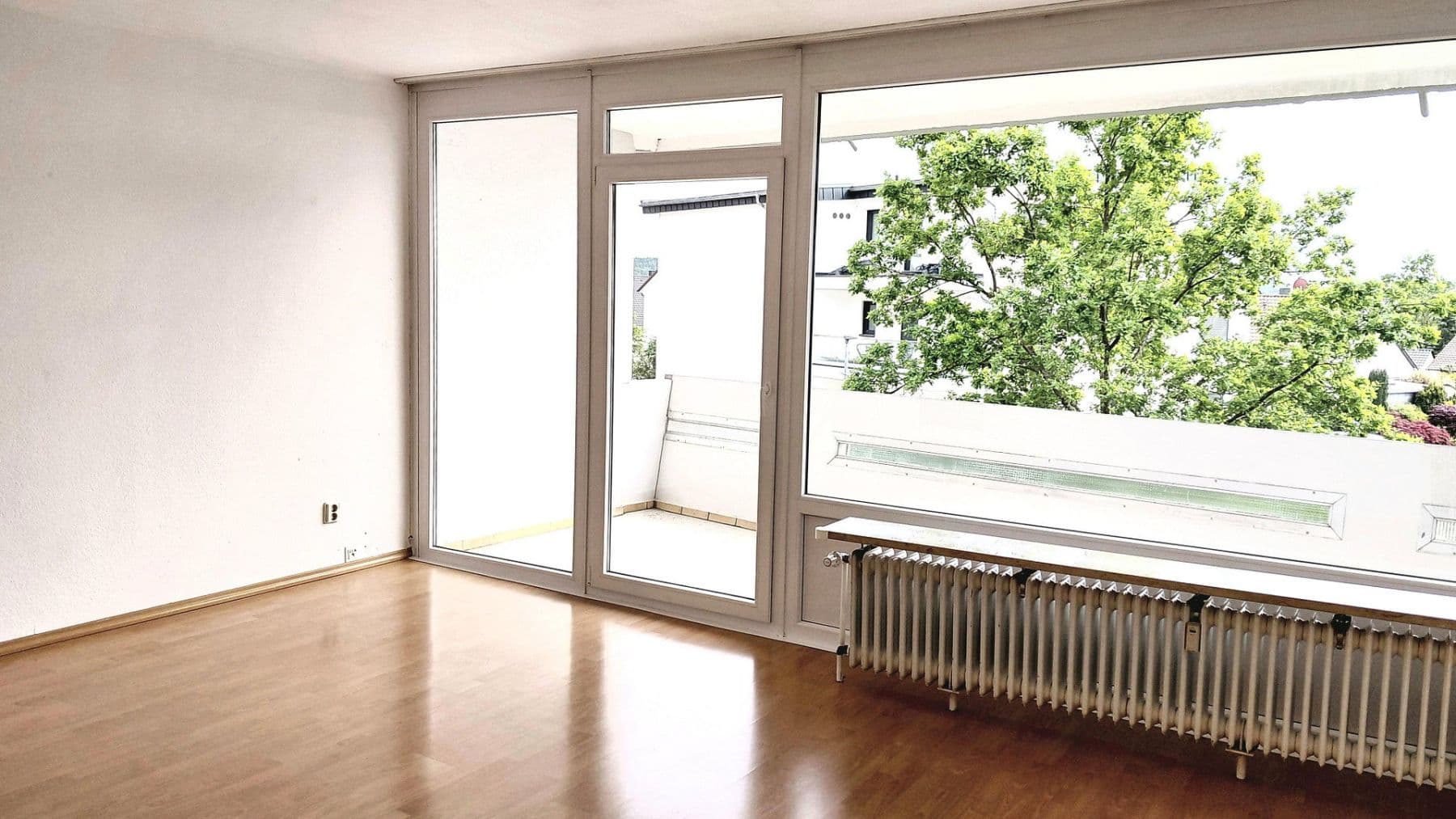 Prodej bytu 3+1 71 m², Schloßstraße 15, Langenselbold, Hessen Prodej bytu 3+1 71 m², Schloßstraße 15, Langenselbold, Hessen