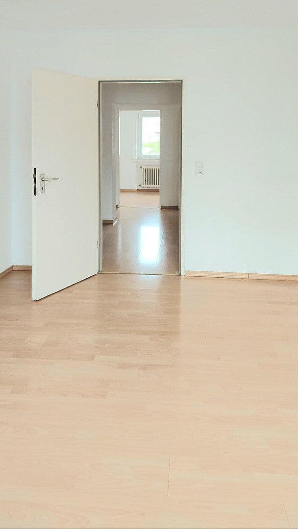Prodej bytu 3+1 71 m², Schloßstraße 15, Langenselbold, Hessen Prodej bytu 3+1 71 m², Schloßstraße 15, Langenselbold, Hessen