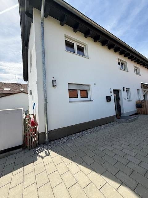Pronájem domu 125 m², pozemek 245 m², Weilheim i. OB, Bavorsko Pronájem domu 125 m², pozemek 245 m², Weilheim i. OB, Bavorsko