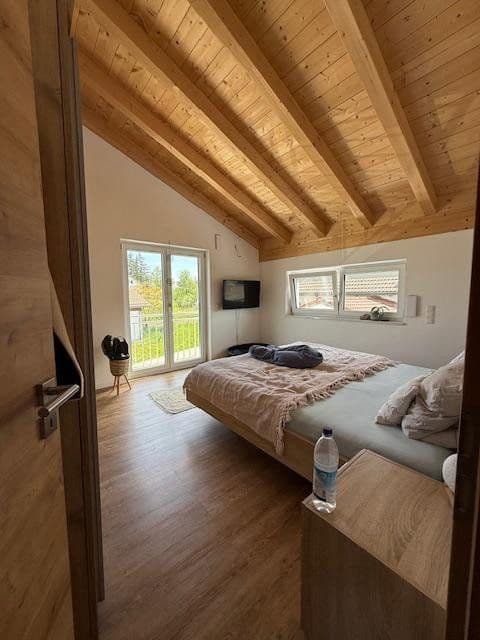 Pronájem domu 125 m², pozemek 245 m², Weilheim i. OB, Bavorsko Pronájem domu 125 m², pozemek 245 m², Weilheim i. OB, Bavorsko