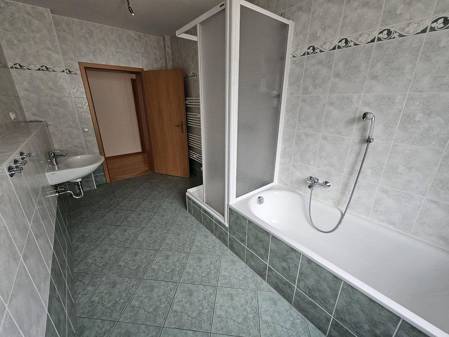 Pronájem bytu 4+1 106 m², Eberswalder Straße 133, Eberswalde, Braniborsko Pronájem bytu 4+1 106 m², Eberswalder Straße 133, Eberswalde, Braniborsko