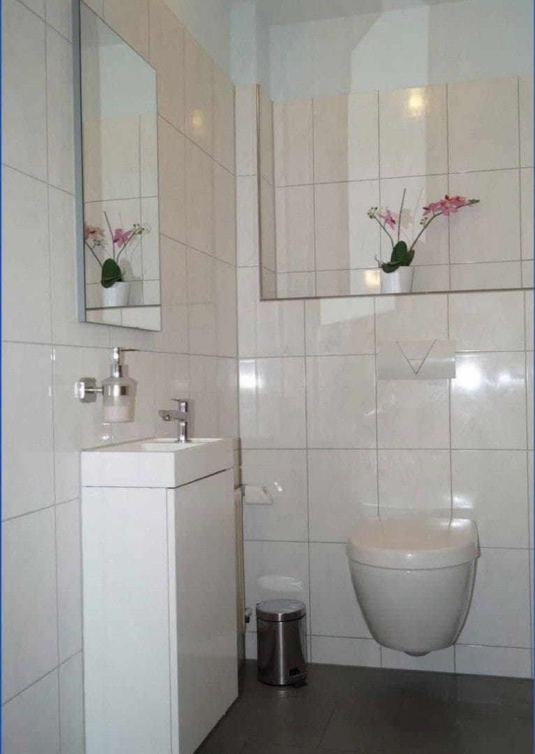Pronájem domu 234 m², pozemek 525 m², Immendingen, Bádensko-Württembersko Pronájem domu 234 m², pozemek 525 m², Immendingen, Bádensko-Württembersko