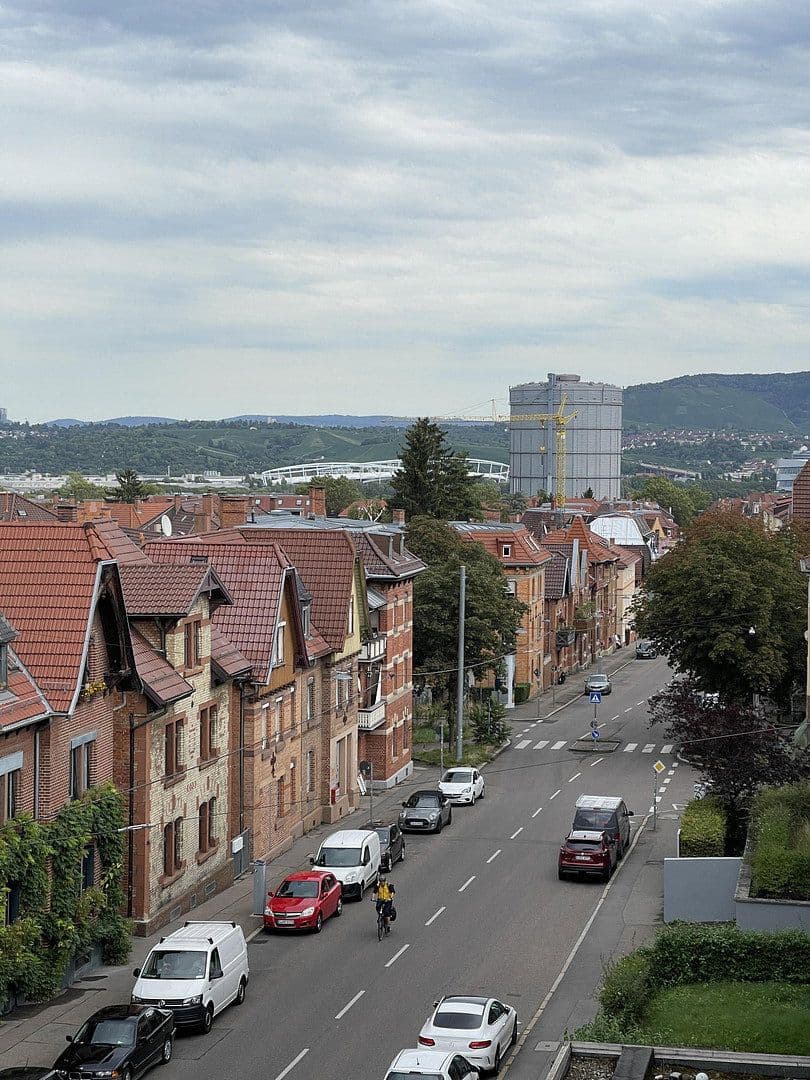 Pronájem bytu 1+1 35 m², Haußmannstr. 146B, Stuttgart, Bádensko-Württembersko Pronájem bytu 1+1 35 m², Haußmannstr. 146B, Stuttgart, Bádensko-Württembersko
