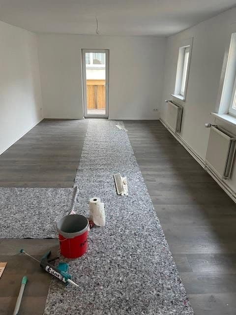 Prodej domu 160 m², pozemek 400 m², Roßmäßlerstraße 34, Tharandt, Sasko Prodej domu 160 m², pozemek 400 m², Roßmäßlerstraße 34, Tharandt, Sasko