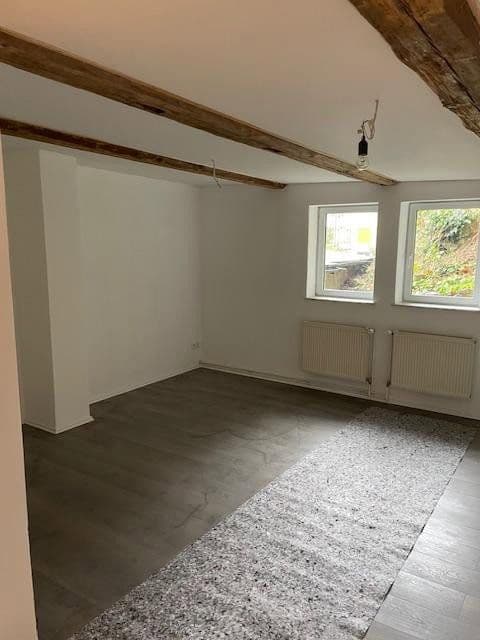 Prodej domu 160 m², pozemek 400 m², Roßmäßlerstraße 34, Tharandt, Sasko Prodej domu 160 m², pozemek 400 m², Roßmäßlerstraße 34, Tharandt, Sasko