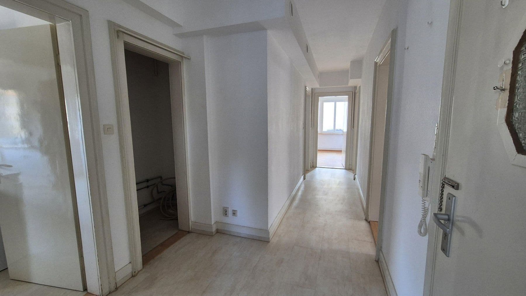 Pronájem bytu 3+1 113 m², Bad Säckingen, Bádensko-Württembersko Pronájem bytu 3+1 113 m², Bad Säckingen, Bádensko-Württembersko