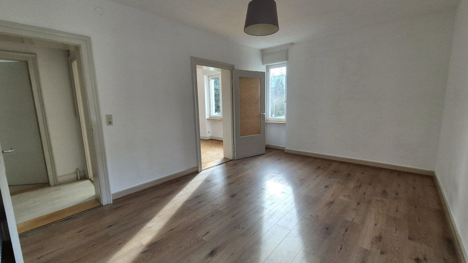 Pronájem bytu 3+1 113 m², Bad Säckingen, Bádensko-Württembersko Pronájem bytu 3+1 113 m², Bad Säckingen, Bádensko-Württembersko