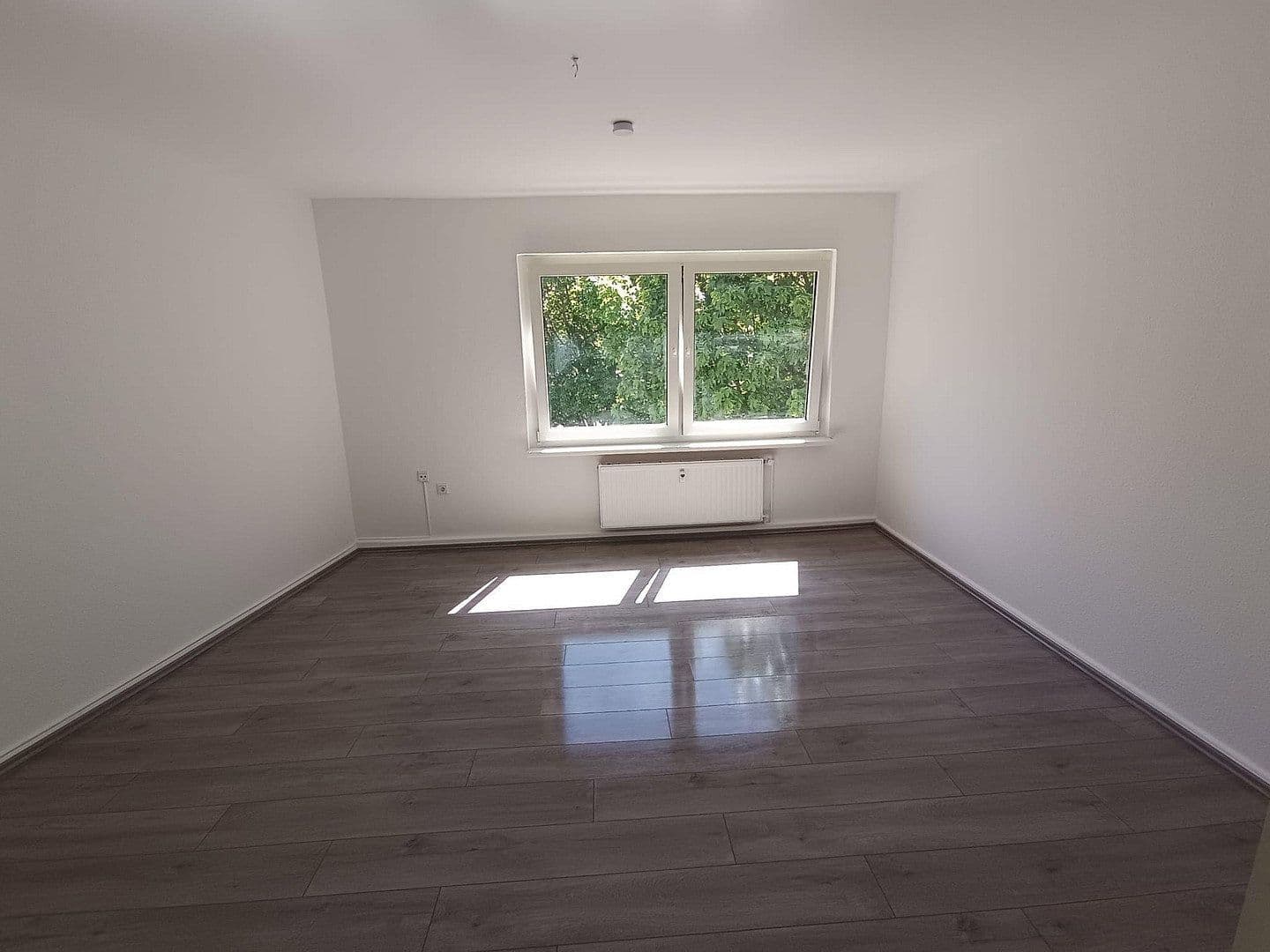 Pronájem bytu 2+1 48 m², Jahnstraße 36, Duisburg, Severní Porýní-Vestfálsko Pronájem bytu 2+1 48 m², Jahnstraße 36, Duisburg, Severní Porýní-Vestfálsko