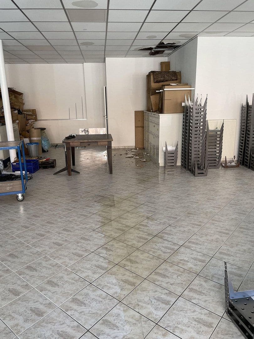Pronájem kanceláře 128 m², Neusäß, Bavorsko Pronájem kanceláře 128 m², Neusäß, Bavorsko