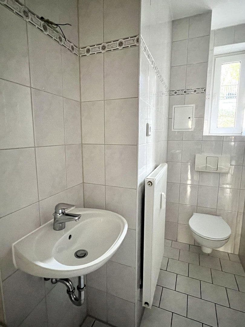 Pronájem bytu 3+1 71 m², Tschirchstraße 7, Gera, Durynsko Pronájem bytu 3+1 71 m², Tschirchstraße 7, Gera, Durynsko