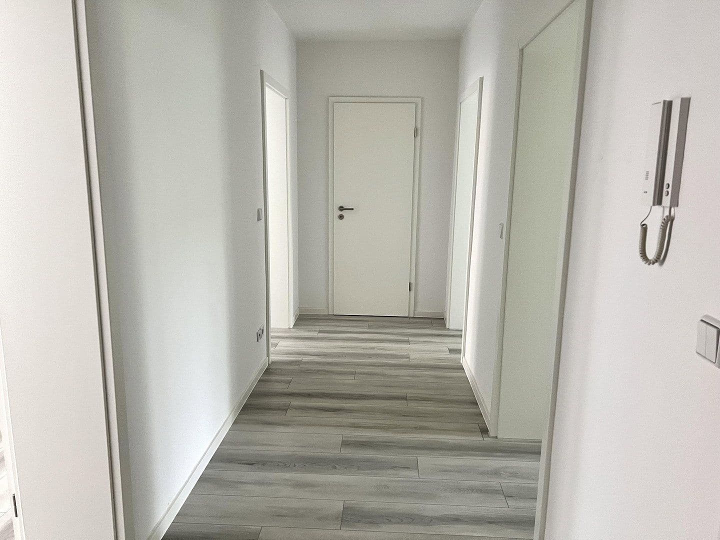 Pronájem bytu 3+1 71 m², Tschirchstraße 7, Gera, Durynsko Pronájem bytu 3+1 71 m², Tschirchstraße 7, Gera, Durynsko