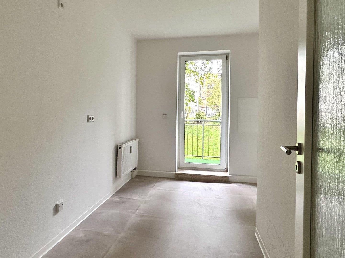 Pronájem bytu 3+1 71 m², Tschirchstraße 7, Gera, Durynsko Pronájem bytu 3+1 71 m², Tschirchstraße 7, Gera, Durynsko