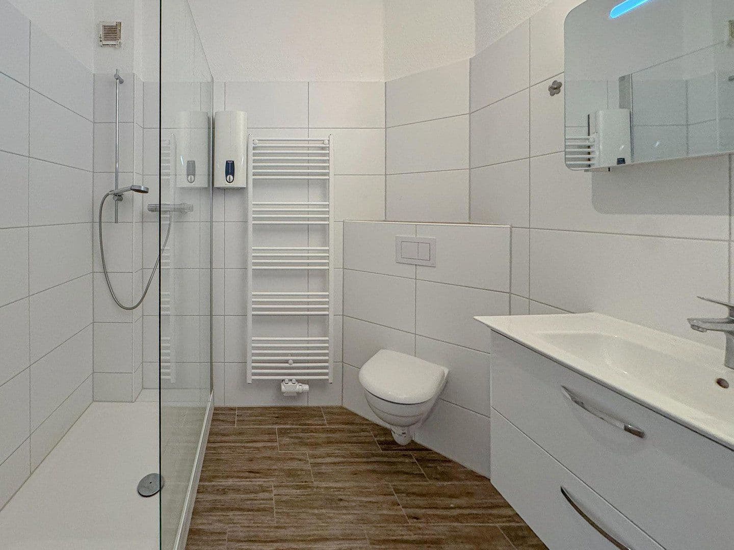 Pronájem bytu 3+1 71 m², Würzburger Straße 96, Bremen, Bremen Pronájem bytu 3+1 71 m², Würzburger Straße 96, Bremen, Bremen