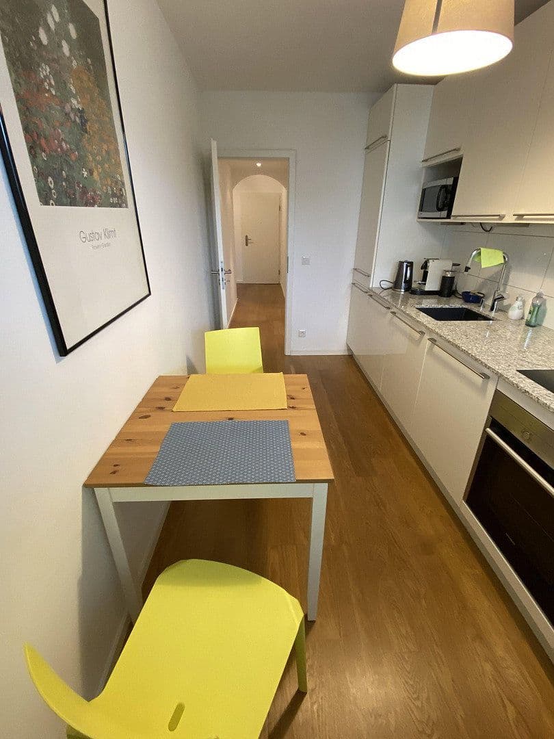Pronájem bytu 2+kk 90 m², Bernhardstr. 147, Köln, Severní Porýní-Vestfálsko Pronájem bytu 2+kk 90 m², Bernhardstr. 147, Köln, Severní Porýní-Vestfálsko