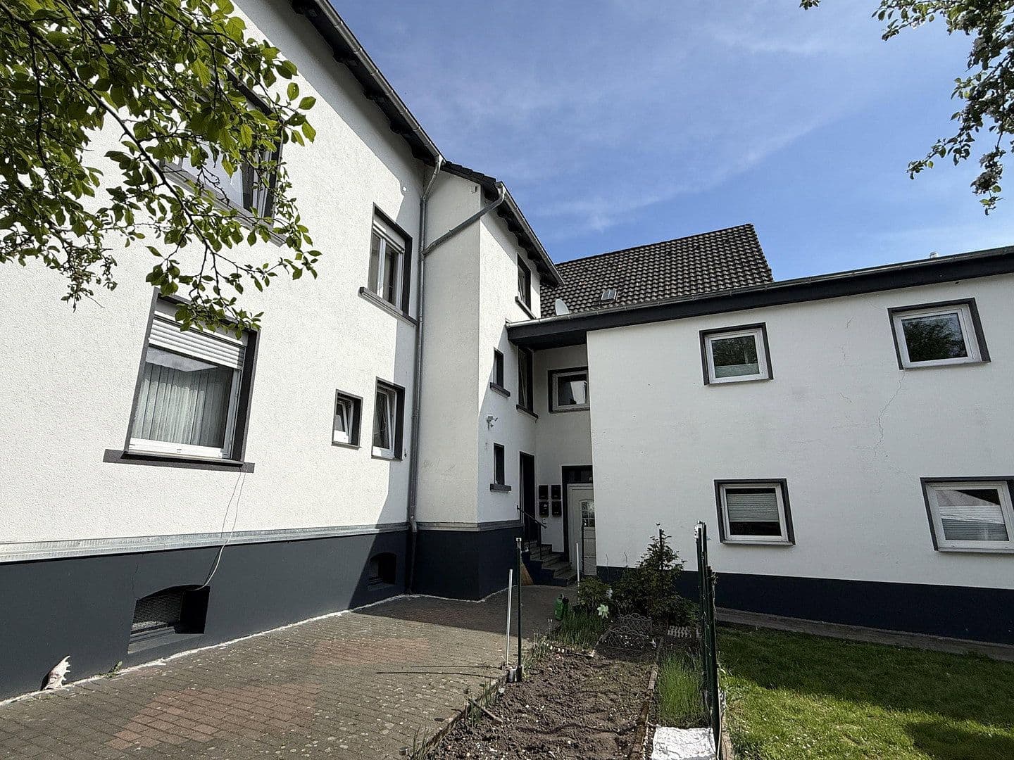 Prodej domu 392 m², pozemek 539 m², Neuenrade, Severní Porýní-Vestfálsko Prodej domu 392 m², pozemek 539 m², Neuenrade, Severní Porýní-Vestfálsko