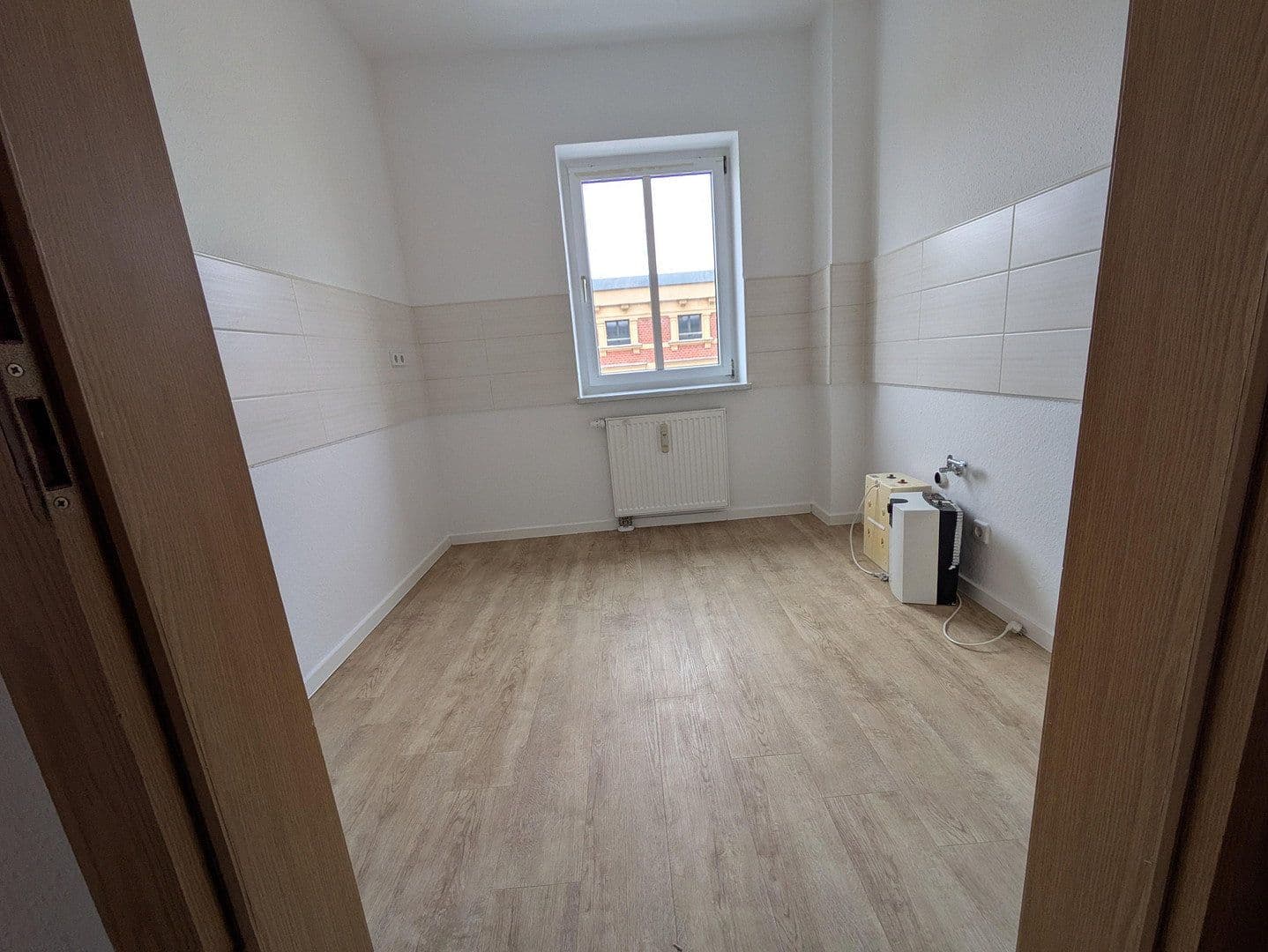 Pronájem bytu 2+1 59 m², Thomasiusstraße 13, Halle, Sasko-Anhaltsko Pronájem bytu 2+1 59 m², Thomasiusstraße 13, Halle, Sasko-Anhaltsko