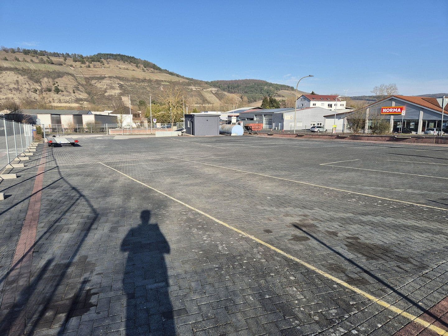 Prodej pozemku 1.580 m², Sonnenstr. 78, Zellingen, Bavorsko Prodej pozemku 1.580 m², Sonnenstr. 78, Zellingen, Bavorsko