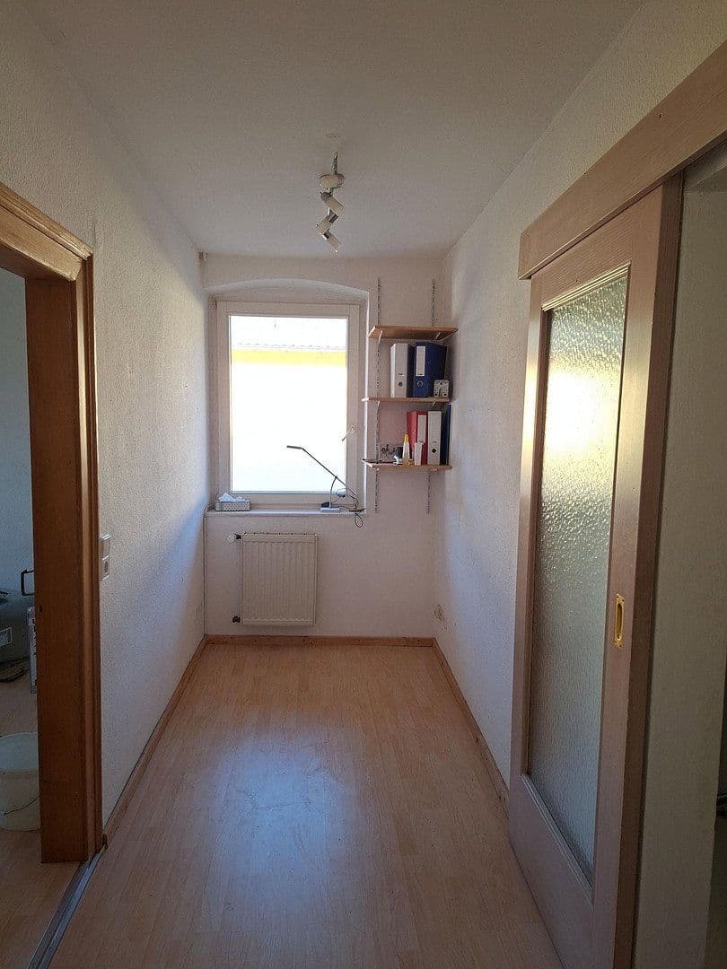 Prodej domu 198 m², pozemek 167 m², Herbolzheim, Bádensko-Württembersko Prodej domu 198 m², pozemek 167 m², Herbolzheim, Bádensko-Württembersko