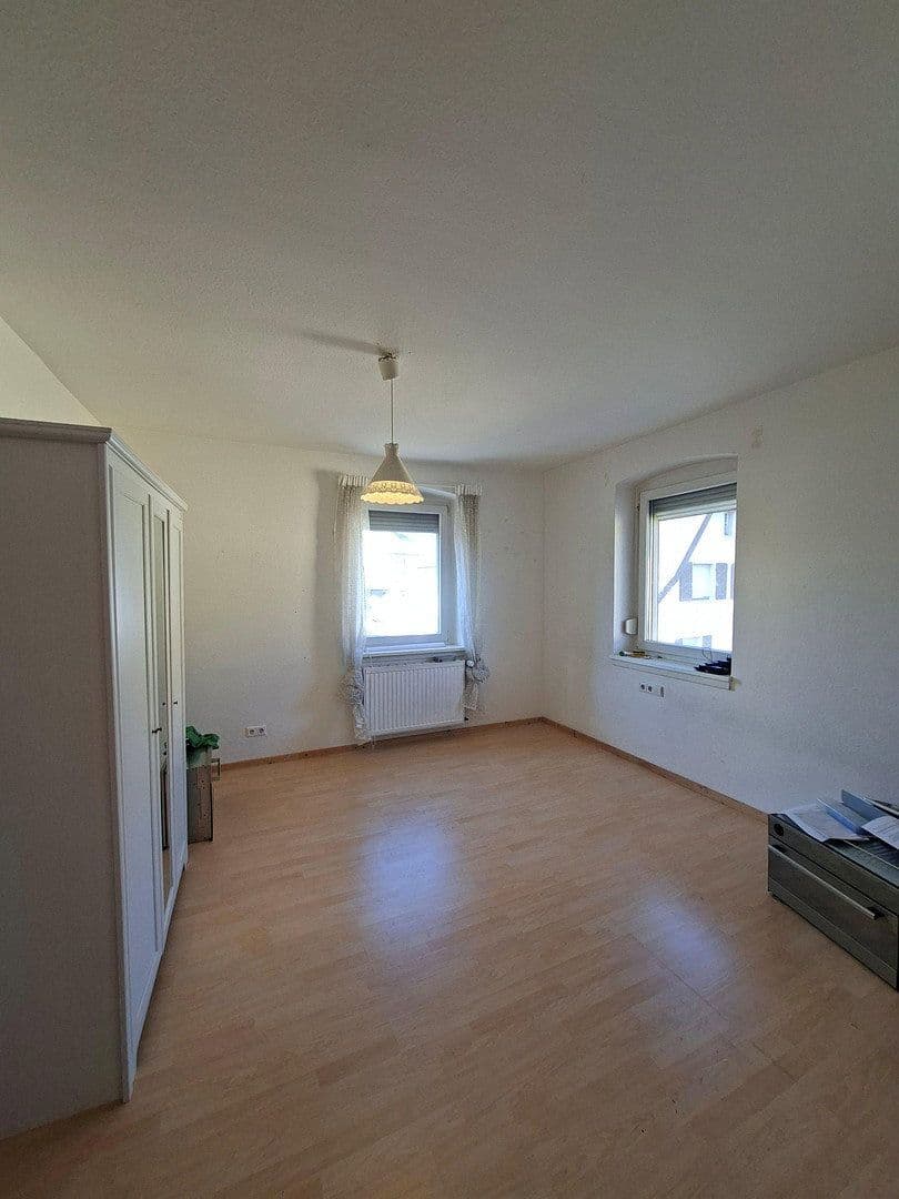 Prodej domu 198 m², pozemek 167 m², Herbolzheim, Bádensko-Württembersko Prodej domu 198 m², pozemek 167 m², Herbolzheim, Bádensko-Württembersko