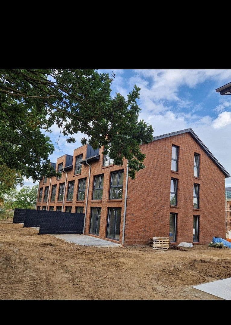 Pronájem domu 165 m², pozemek 300 m², Gartenkamp 4A, Nordstemmen, Dolní Sasko Pronájem domu 165 m², pozemek 300 m², Gartenkamp 4A, Nordstemmen, Dolní Sasko