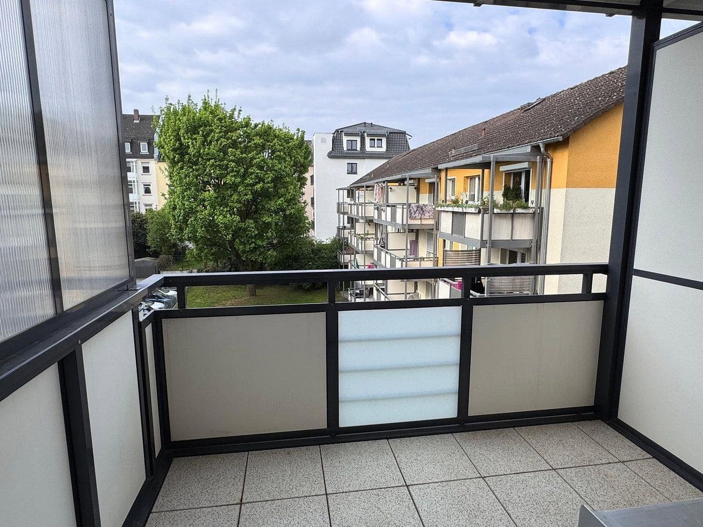 Prodej bytu 2+1 50 m², Frankfurt am Main, Hessen Prodej bytu 2+1 50 m², Frankfurt am Main, Hessen
