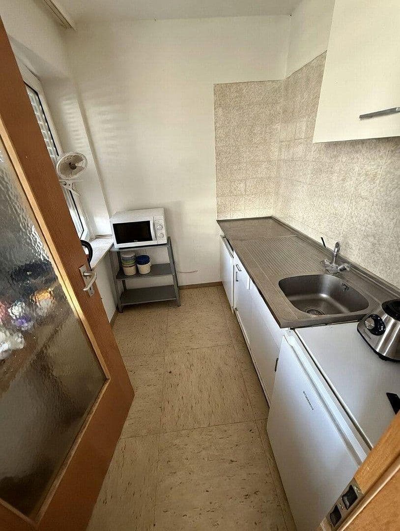 Pronájem bytu 1+1 36 m², Winterstraße 3, Karlsruhe, Bádensko-Württembersko Pronájem bytu 1+1 36 m², Winterstraße 3, Karlsruhe, Bádensko-Württembersko