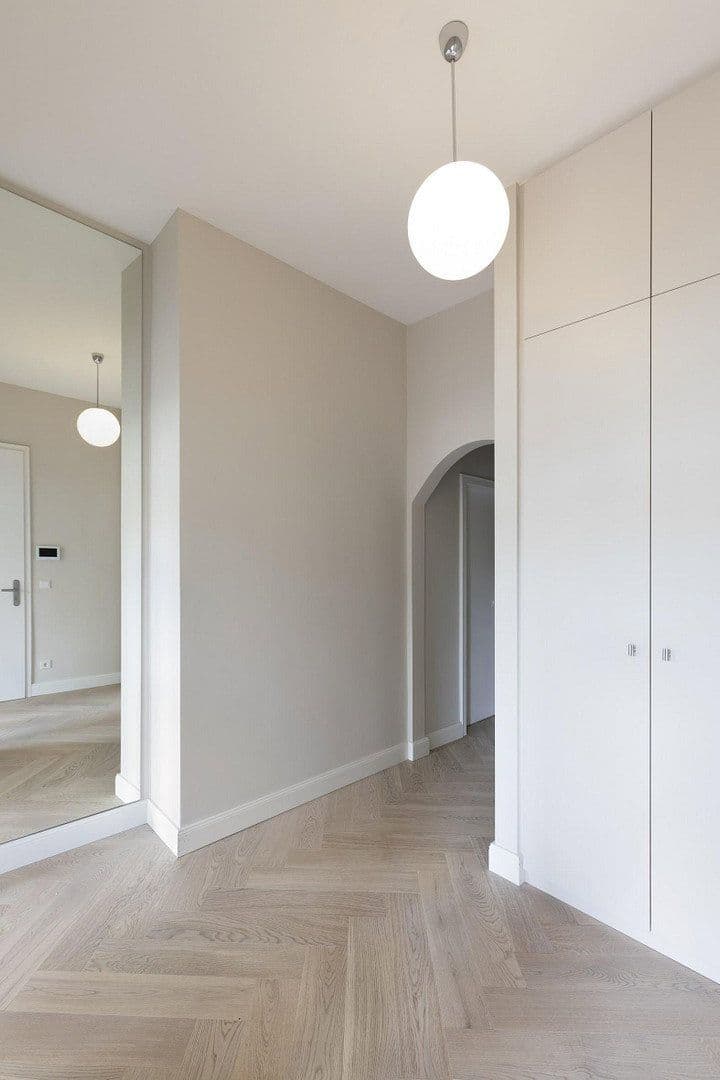 Pronájem bytu 3+1 97 m², Kennedydamm 7, Düsseldorf, Severní Porýní-Vestfálsko Pronájem bytu 3+1 97 m², Kennedydamm 7, Düsseldorf, Severní Porýní-Vestfálsko