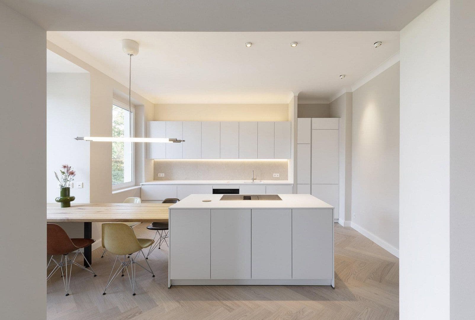 Pronájem bytu 3+1 97 m², Kennedydamm 7, Düsseldorf, Severní Porýní-Vestfálsko Pronájem bytu 3+1 97 m², Kennedydamm 7, Düsseldorf, Severní Porýní-Vestfálsko