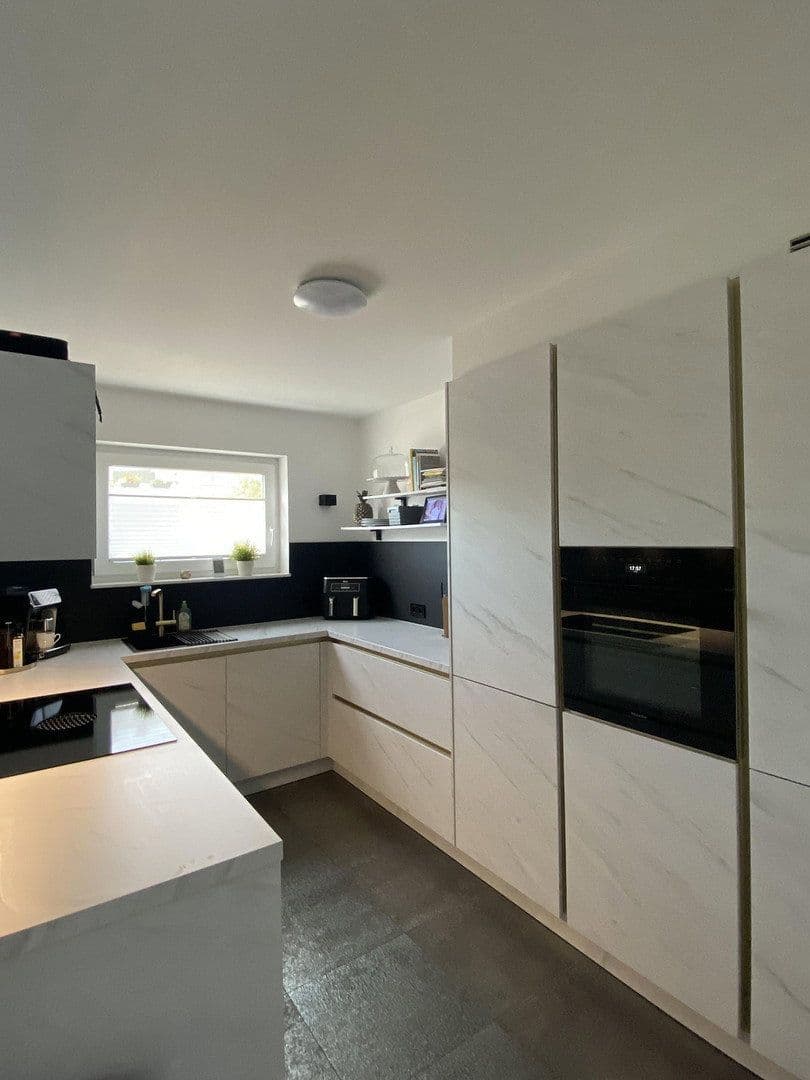 Prodej domu 100 m², pozemek 218 m², Rielasingen-Worblingen, Bádensko-Württembersko Prodej domu 100 m², pozemek 218 m², Rielasingen-Worblingen, Bádensko-Württembersko
