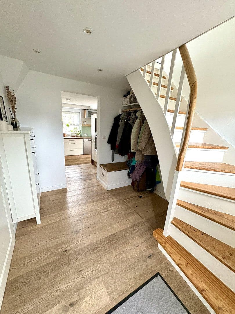 Prodej domu 185 m², pozemek 845 m², Celle, Dolní Sasko Prodej domu 185 m², pozemek 845 m², Celle, Dolní Sasko