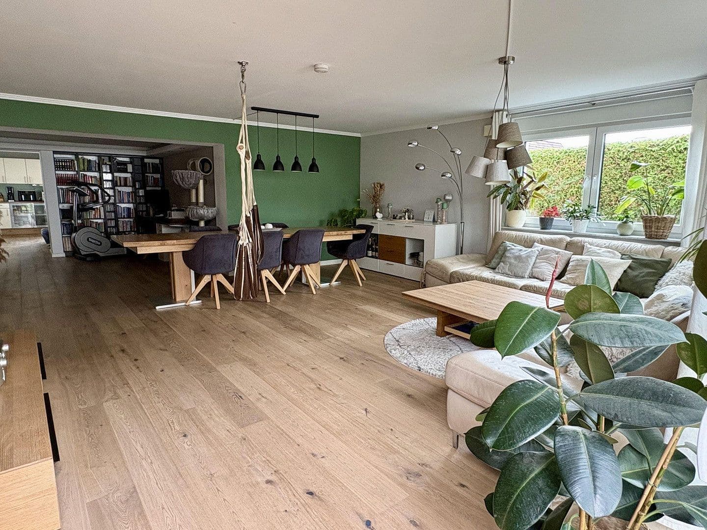 Prodej domu 185 m², pozemek 845 m², Celle, Dolní Sasko Prodej domu 185 m², pozemek 845 m², Celle, Dolní Sasko