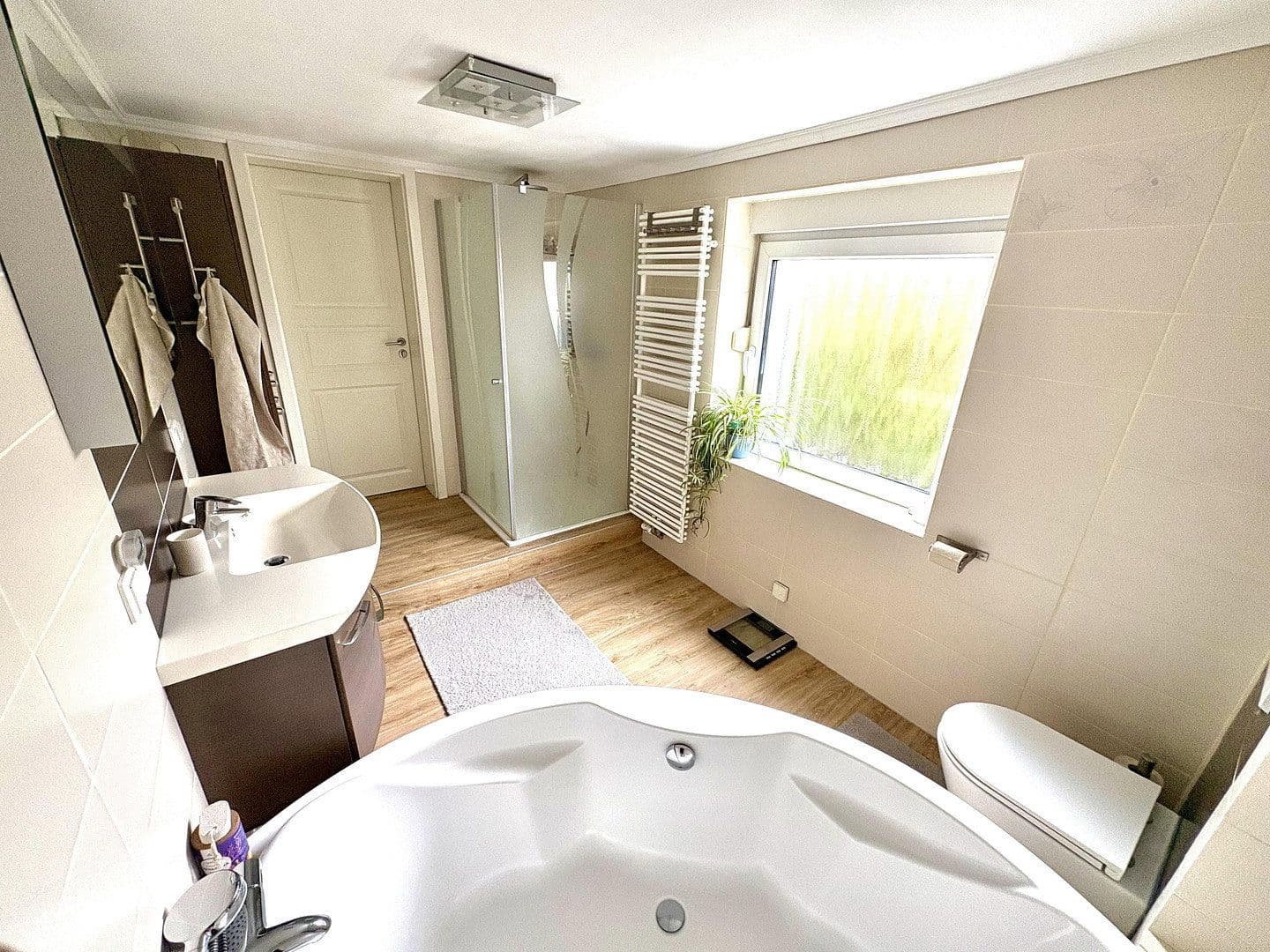 Prodej domu 185 m², pozemek 845 m², Celle, Dolní Sasko Prodej domu 185 m², pozemek 845 m², Celle, Dolní Sasko