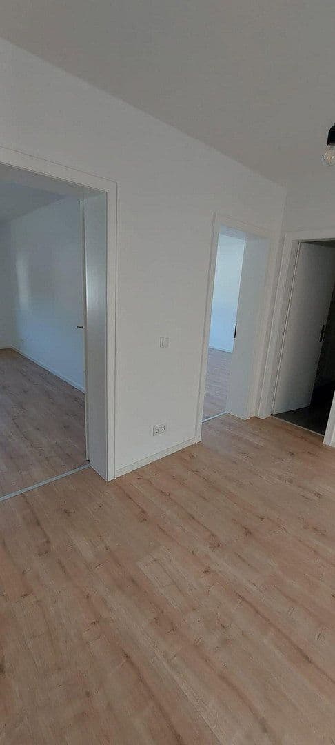 Pronájem bytu 3+1 77 m², Hasencleverstr. 18, Solingen, Severní Porýní-Vestfálsko Pronájem bytu 3+1 77 m², Hasencleverstr. 18, Solingen, Severní Porýní-Vestfálsko