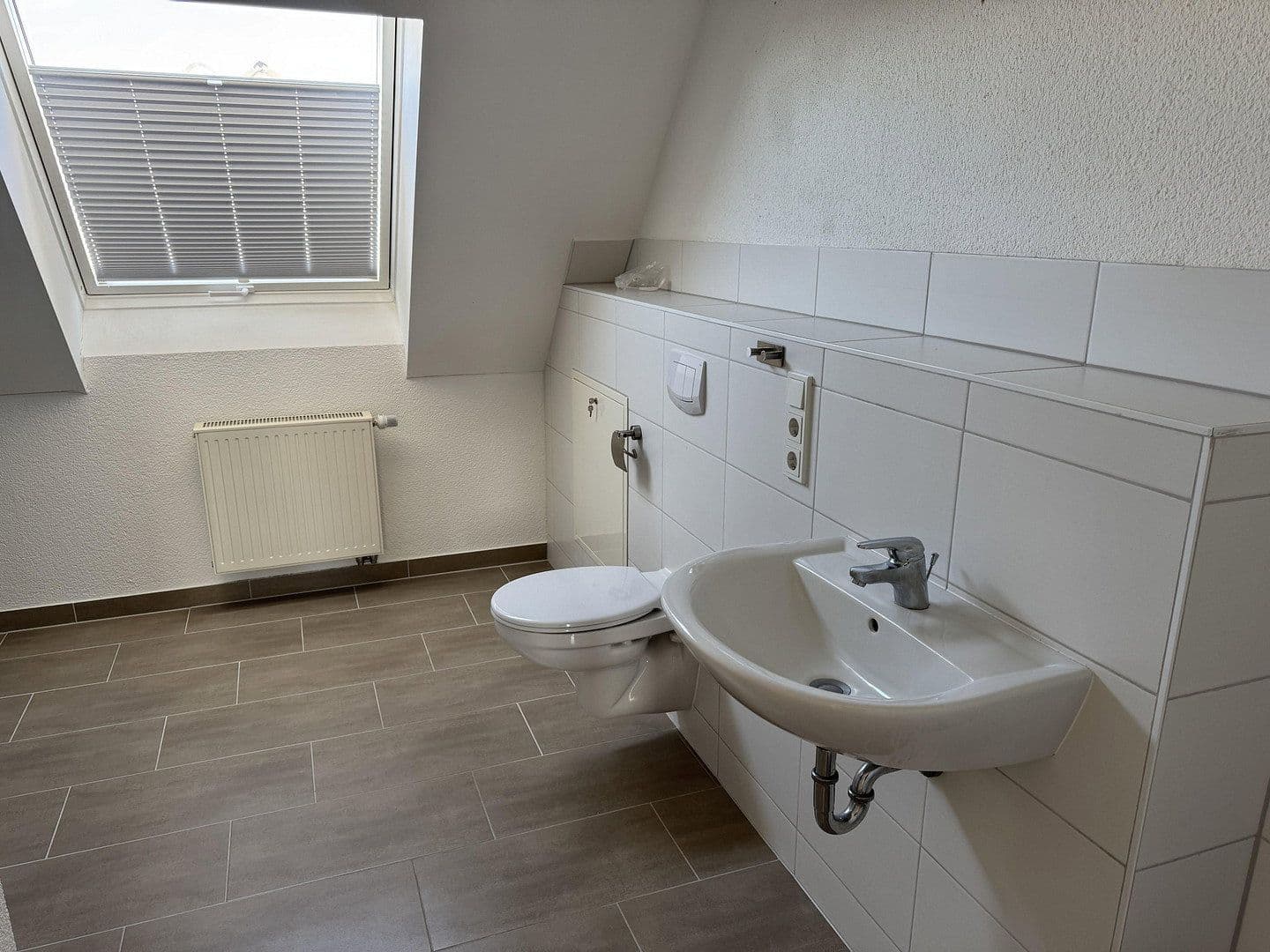 Pronájem bytu 4+1 110 m², Frankfurt, Hessen Pronájem bytu 4+1 110 m², Frankfurt, Hessen