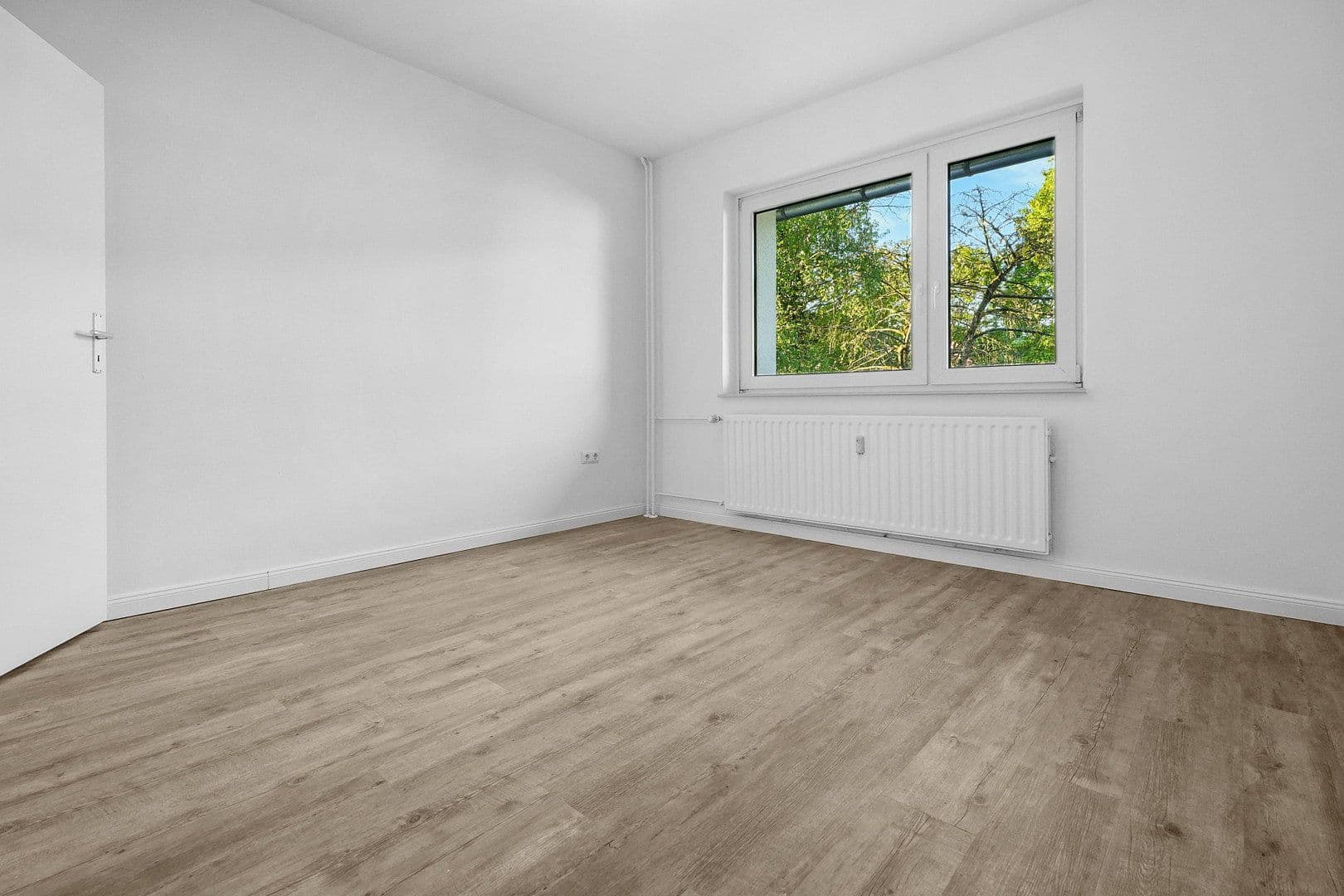 Pronájem bytu 3+1 59 m², Bremen, Bremen Pronájem bytu 3+1 59 m², Bremen, Bremen
