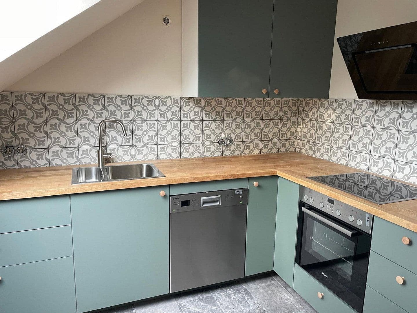 Prodej domu 255 m², pozemek 6.196 m², Viersen, Severní Porýní-Vestfálsko Prodej domu 255 m², pozemek 6.196 m², Viersen, Severní Porýní-Vestfálsko