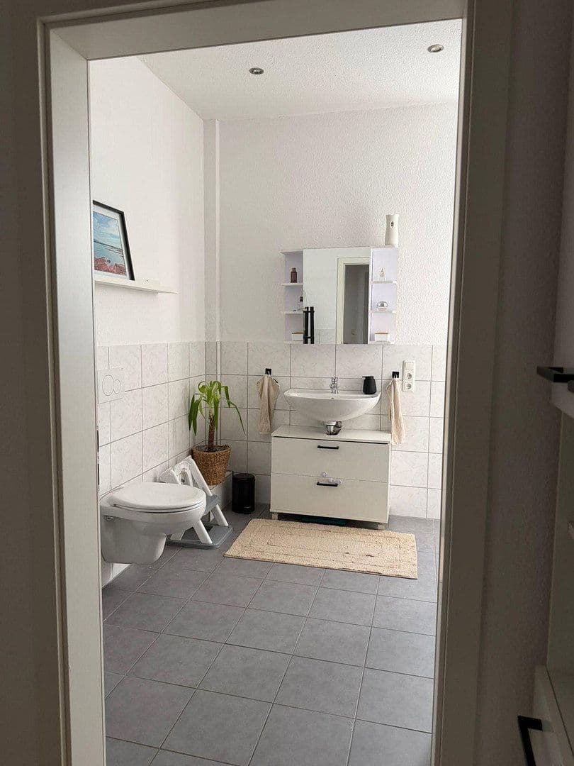 Pronájem domu 150 m², pozemek 250 m², Bahnstraße 34, Mönchengladbach, Severní Porýní-Vestfálsko Pronájem domu 150 m², pozemek 250 m², Bahnstraße 34, Mönchengladbach, Severní Porýní-Vestfálsko
