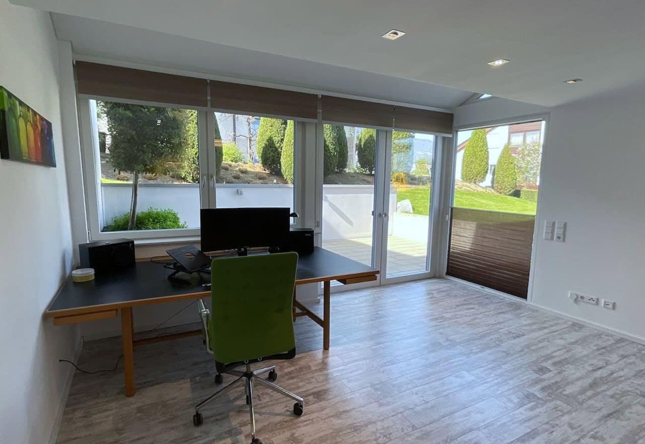 Prodej domu 275 m², pozemek 1.139 m², Weilheim an der Teck, Bádensko-Württembersko Prodej domu 275 m², pozemek 1.139 m², Weilheim an der Teck, Bádensko-Württembersko